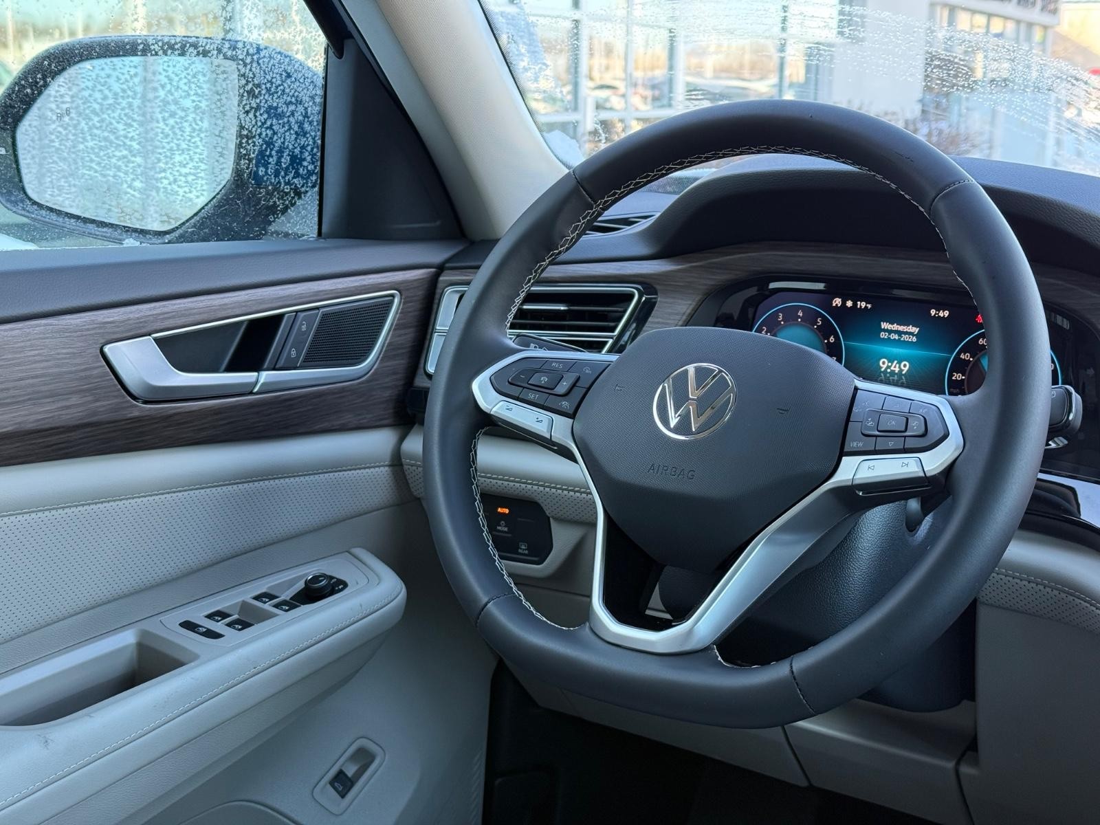 Volkswagen Atlas Vehicle Image 09