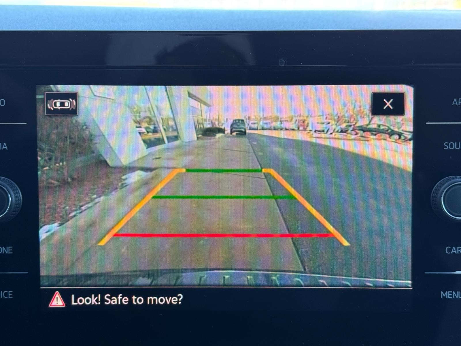 Volkswagen Taos Vehicle Image 13