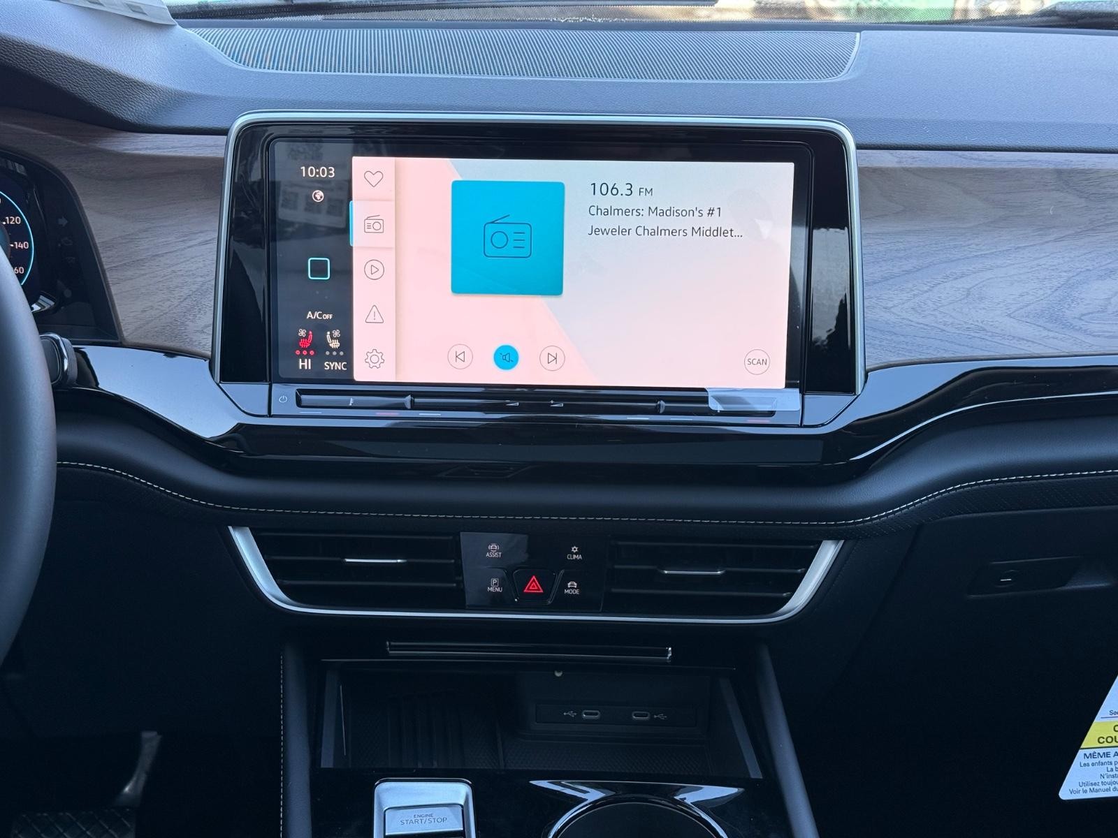 Volkswagen Atlas Vehicle Image 08