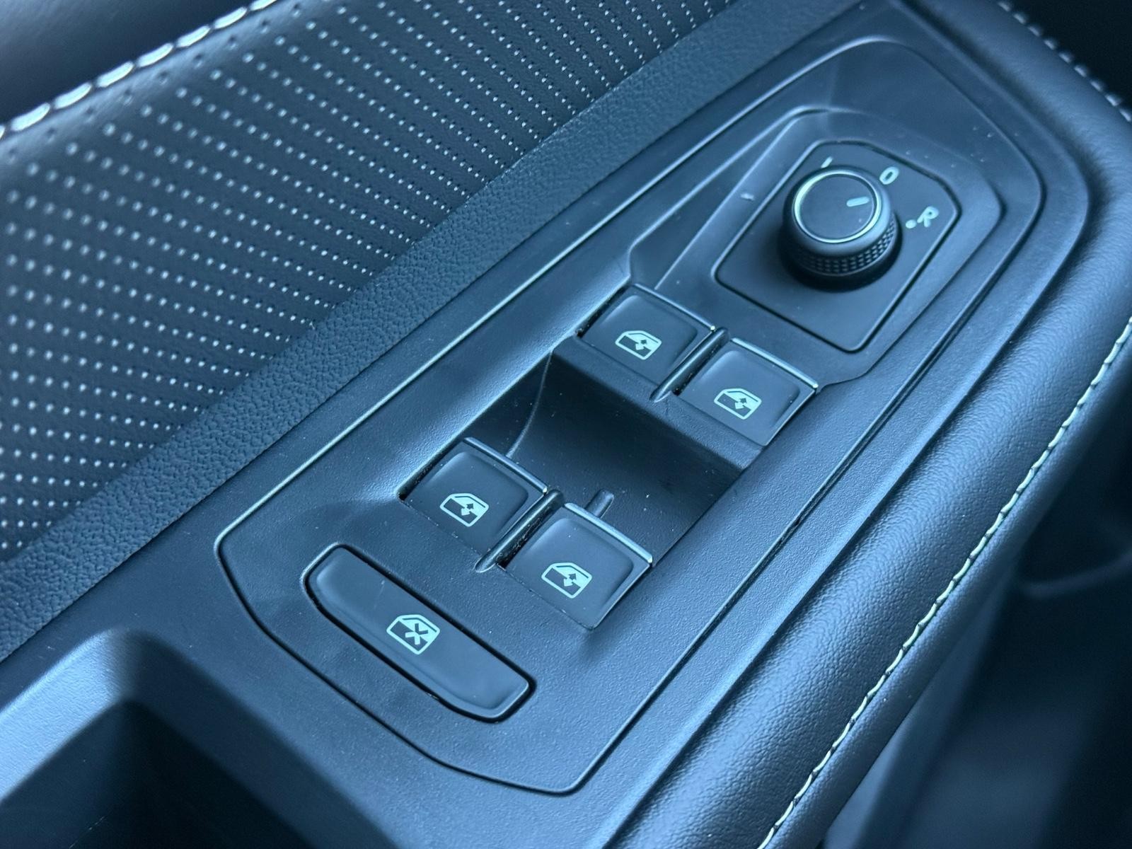 Volkswagen Atlas Vehicle Image 16