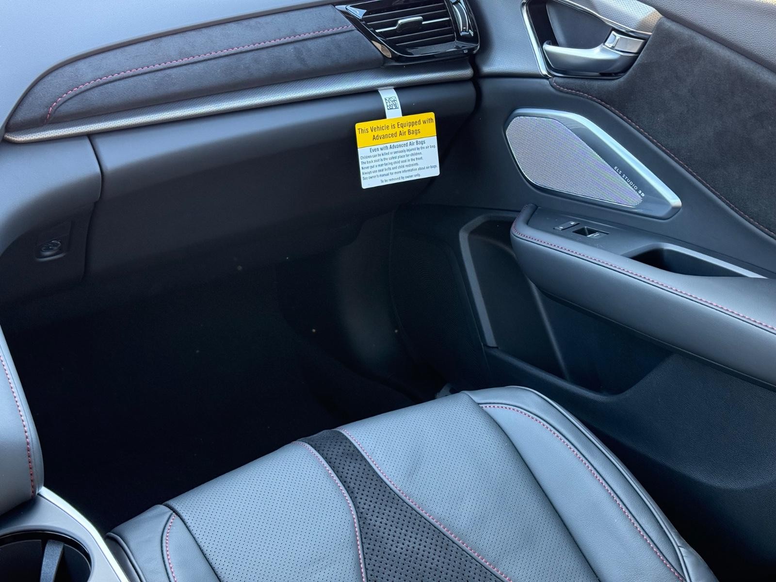 Acura RDX Vehicle Image 09