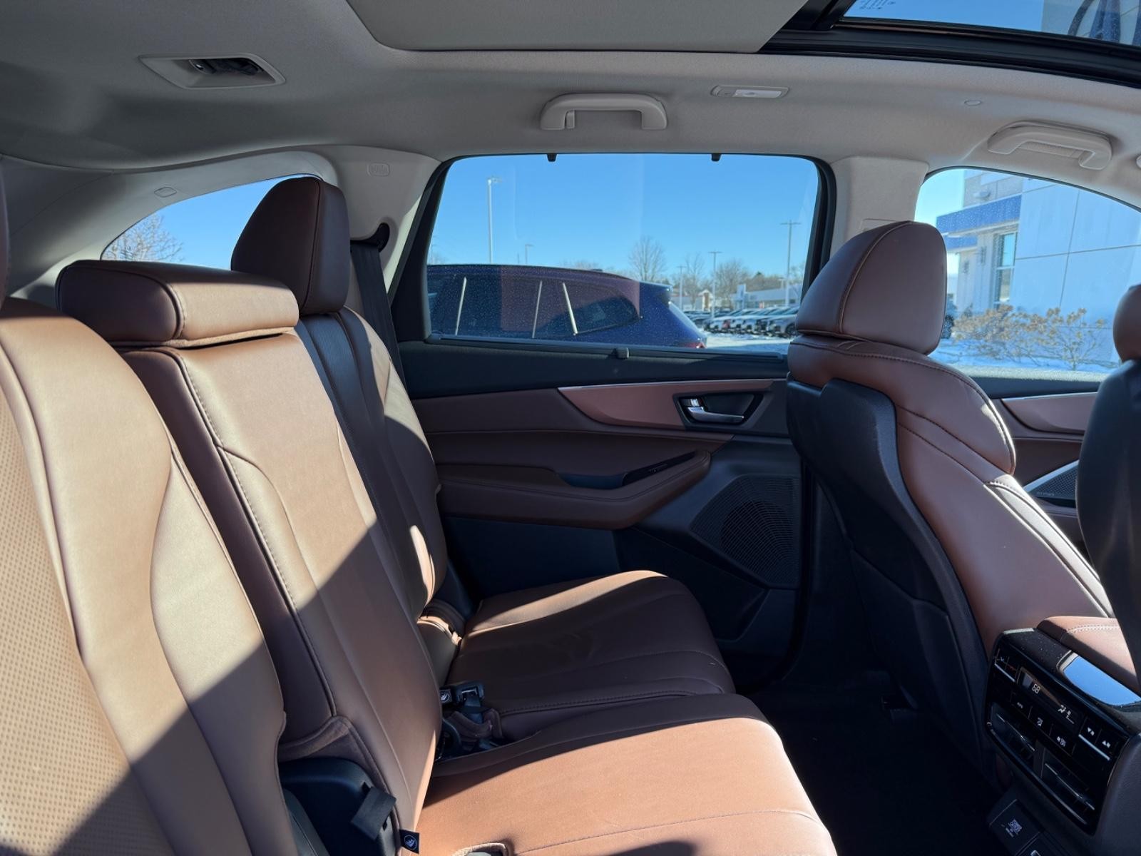 Acura MDX Vehicle Image 10