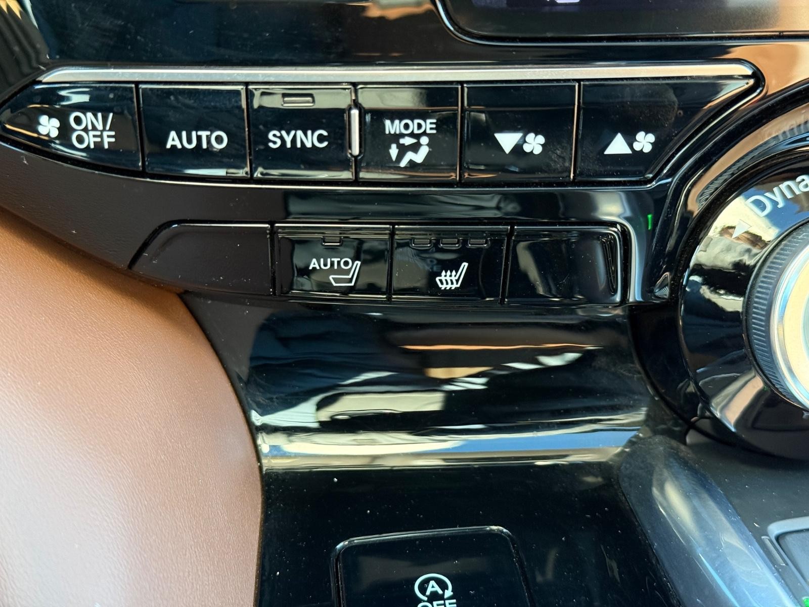 Acura MDX Vehicle Image 21