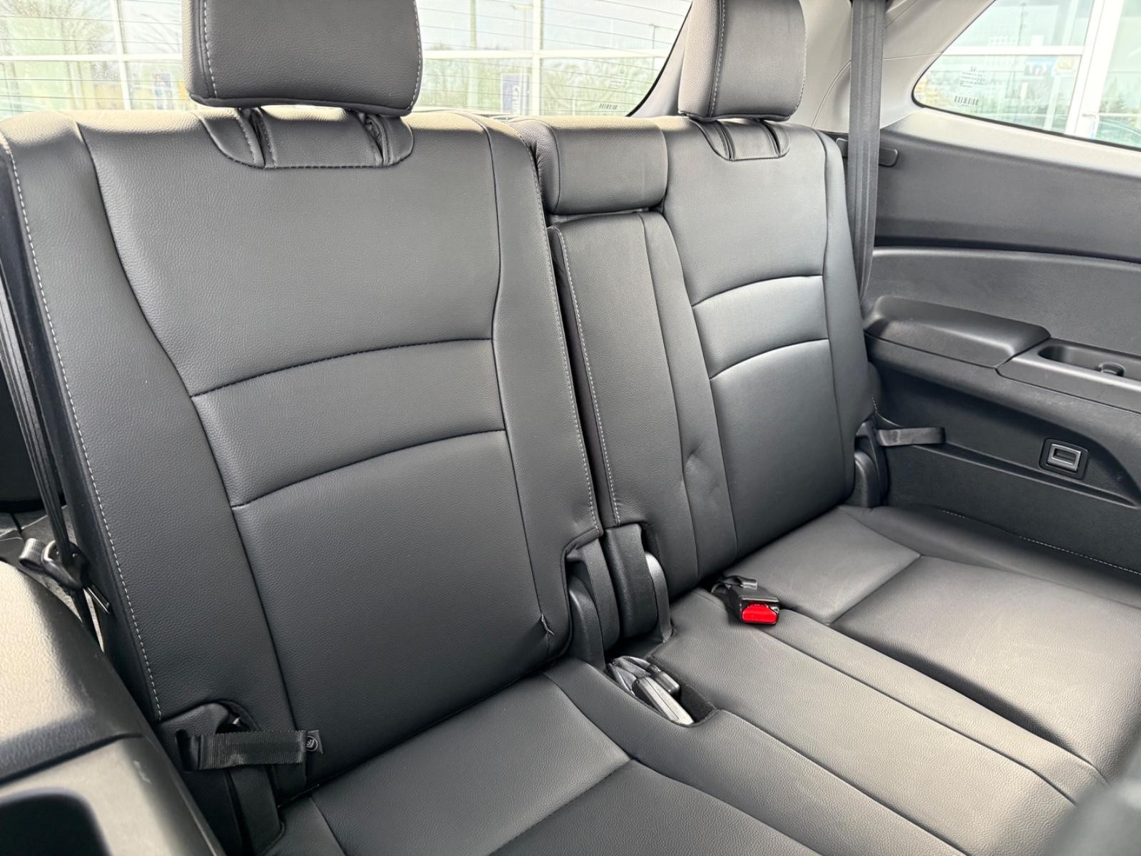 Honda Pilot Vehicle Image 10