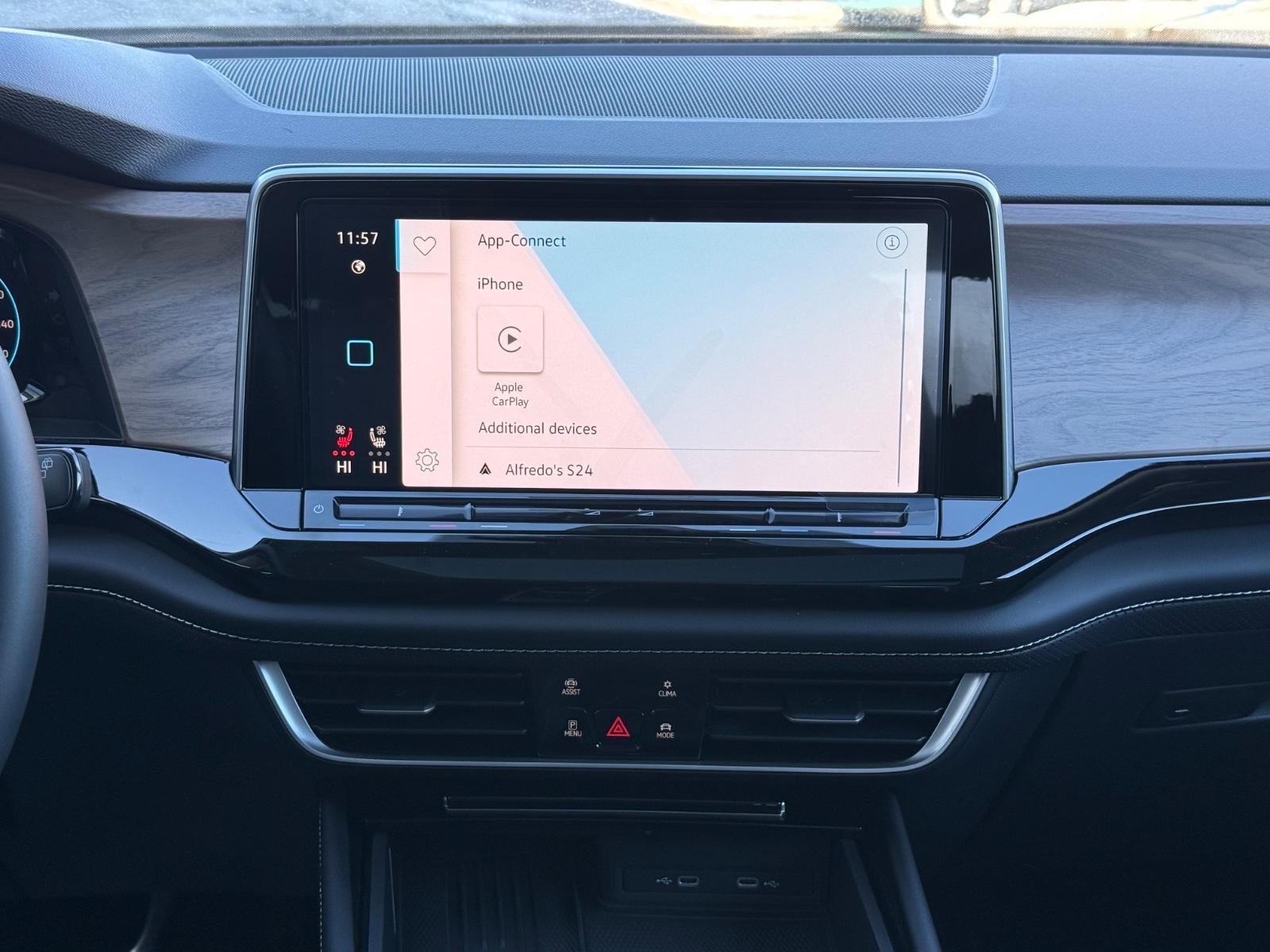 Volkswagen Atlas Vehicle Image 07