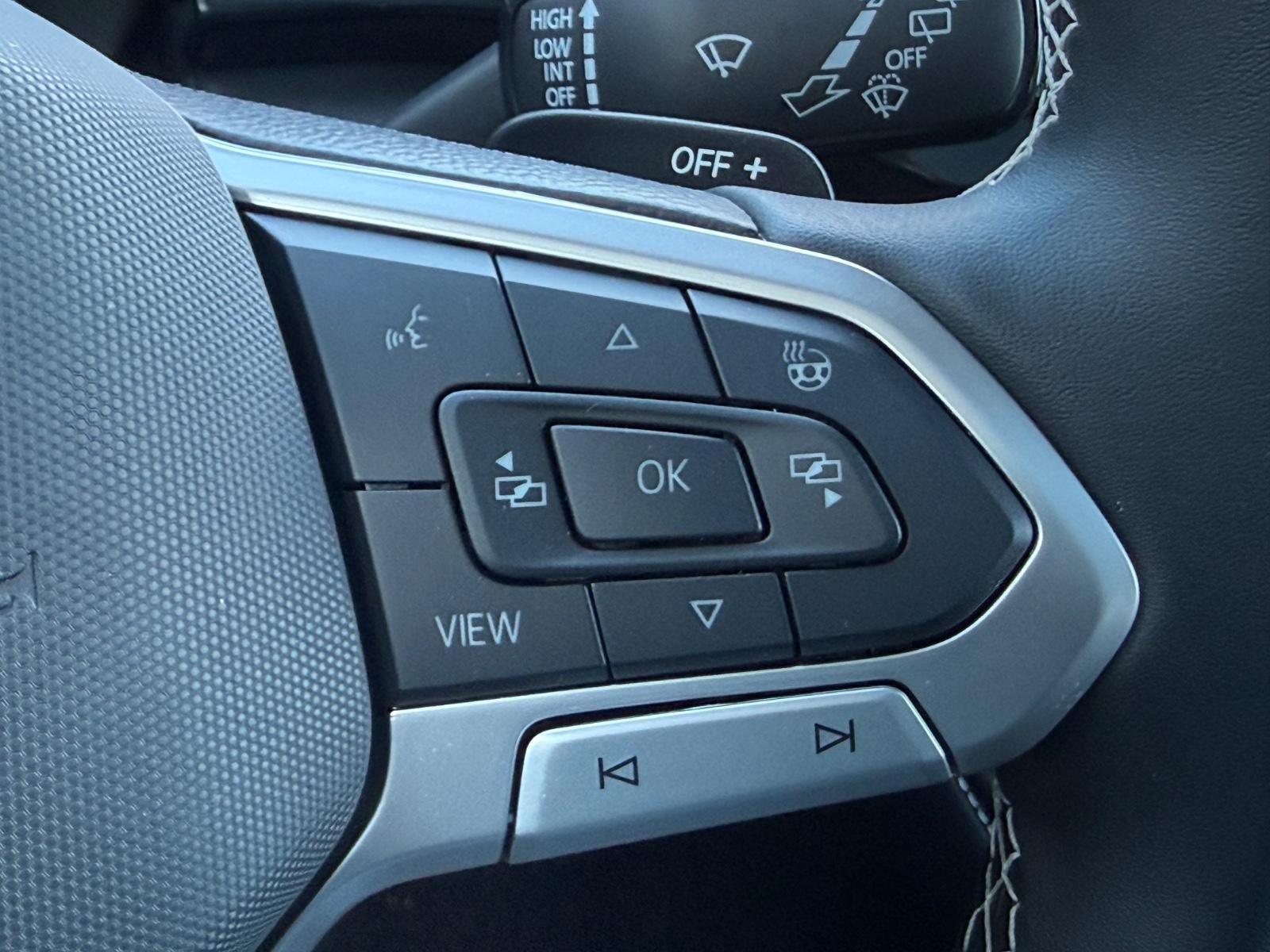 Volkswagen Atlas Vehicle Image 12