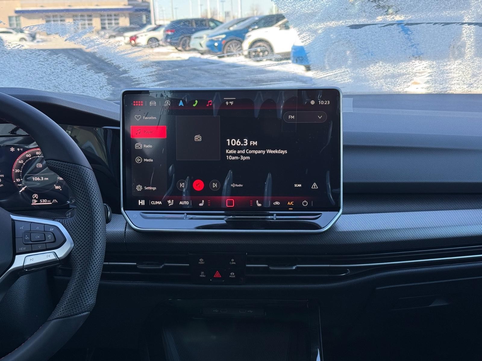 Volkswagen Golf GTI Vehicle Image 07