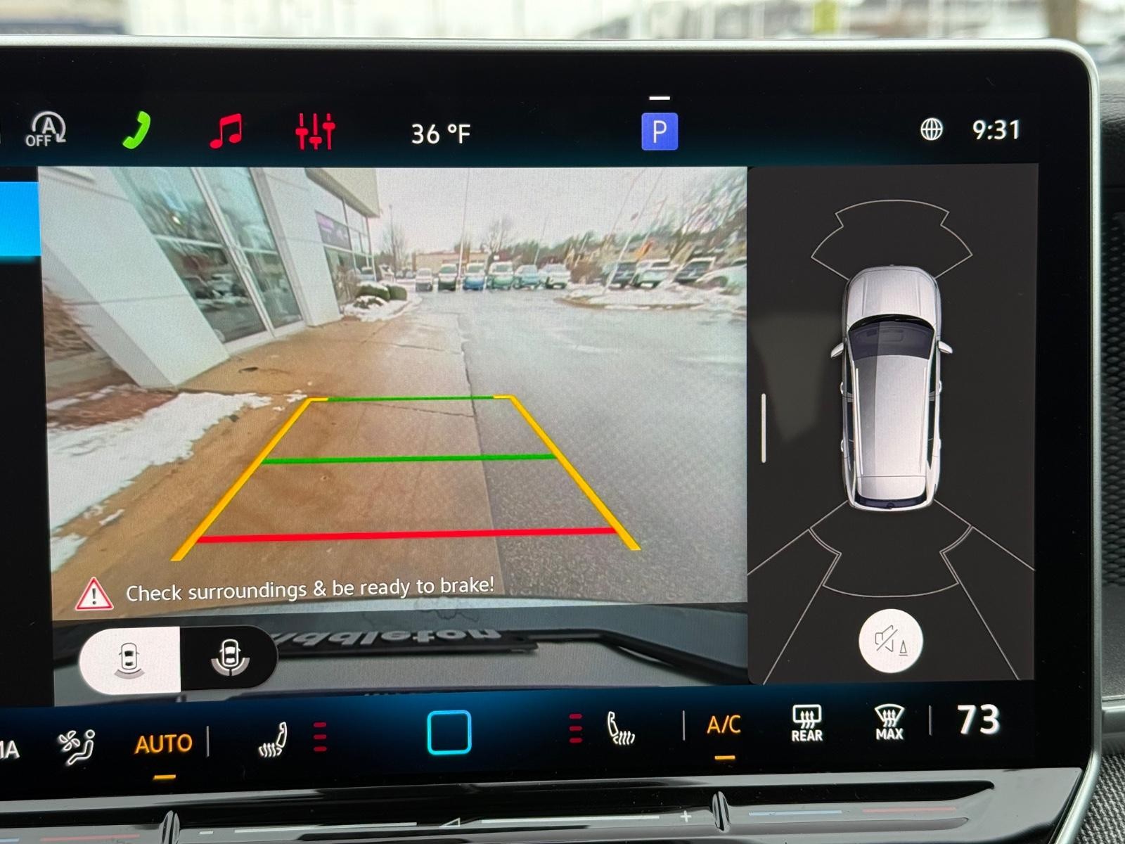 Volkswagen Tiguan Vehicle Image 13