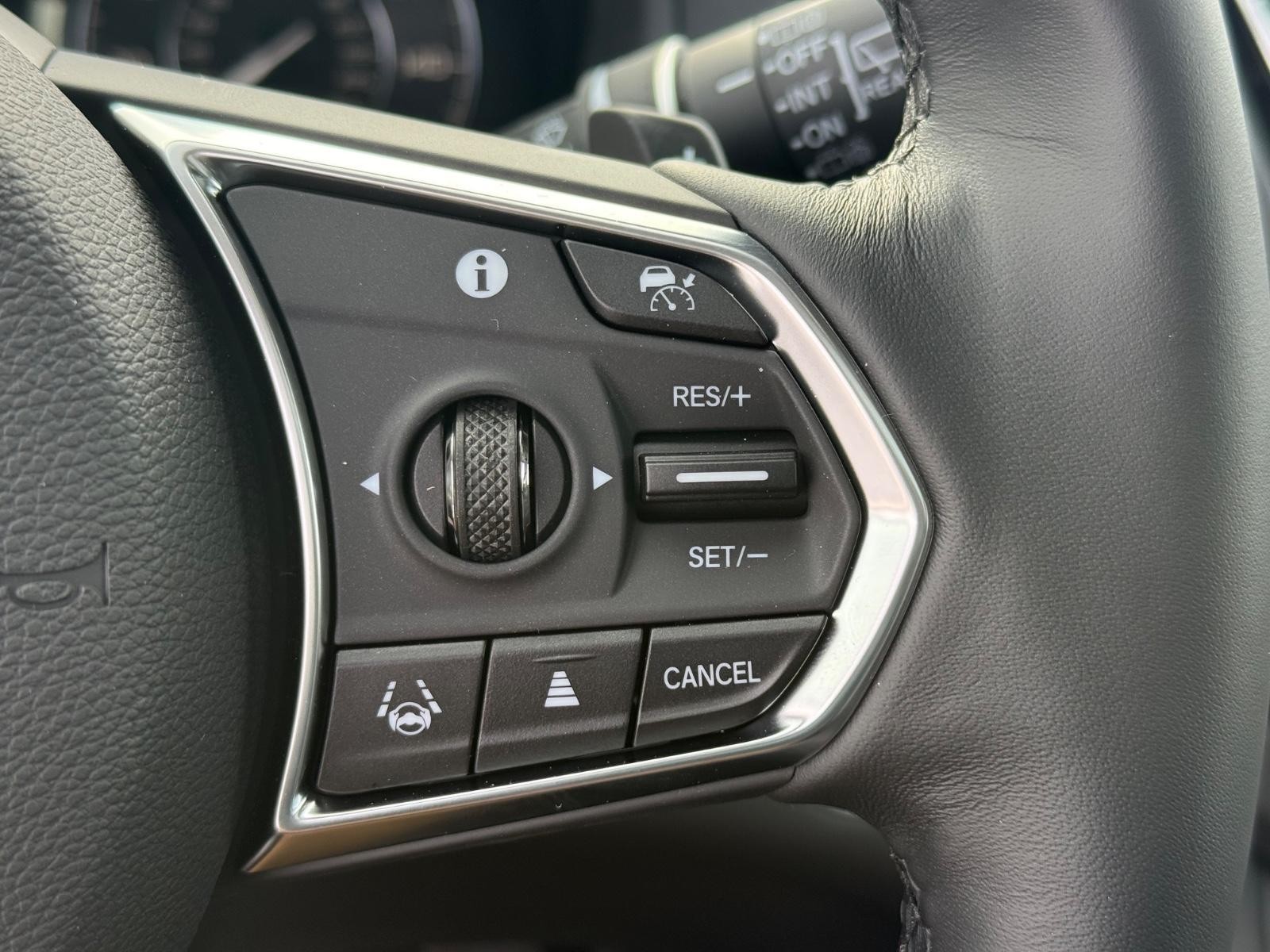 Acura RDX Vehicle Image 12