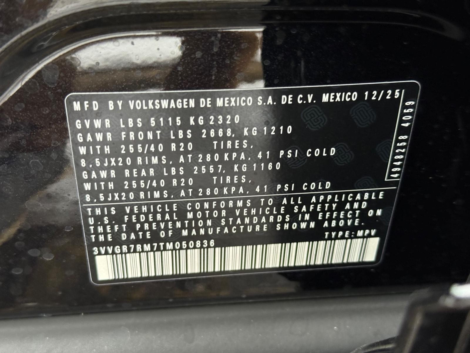 Volkswagen Tiguan Vehicle Image 17