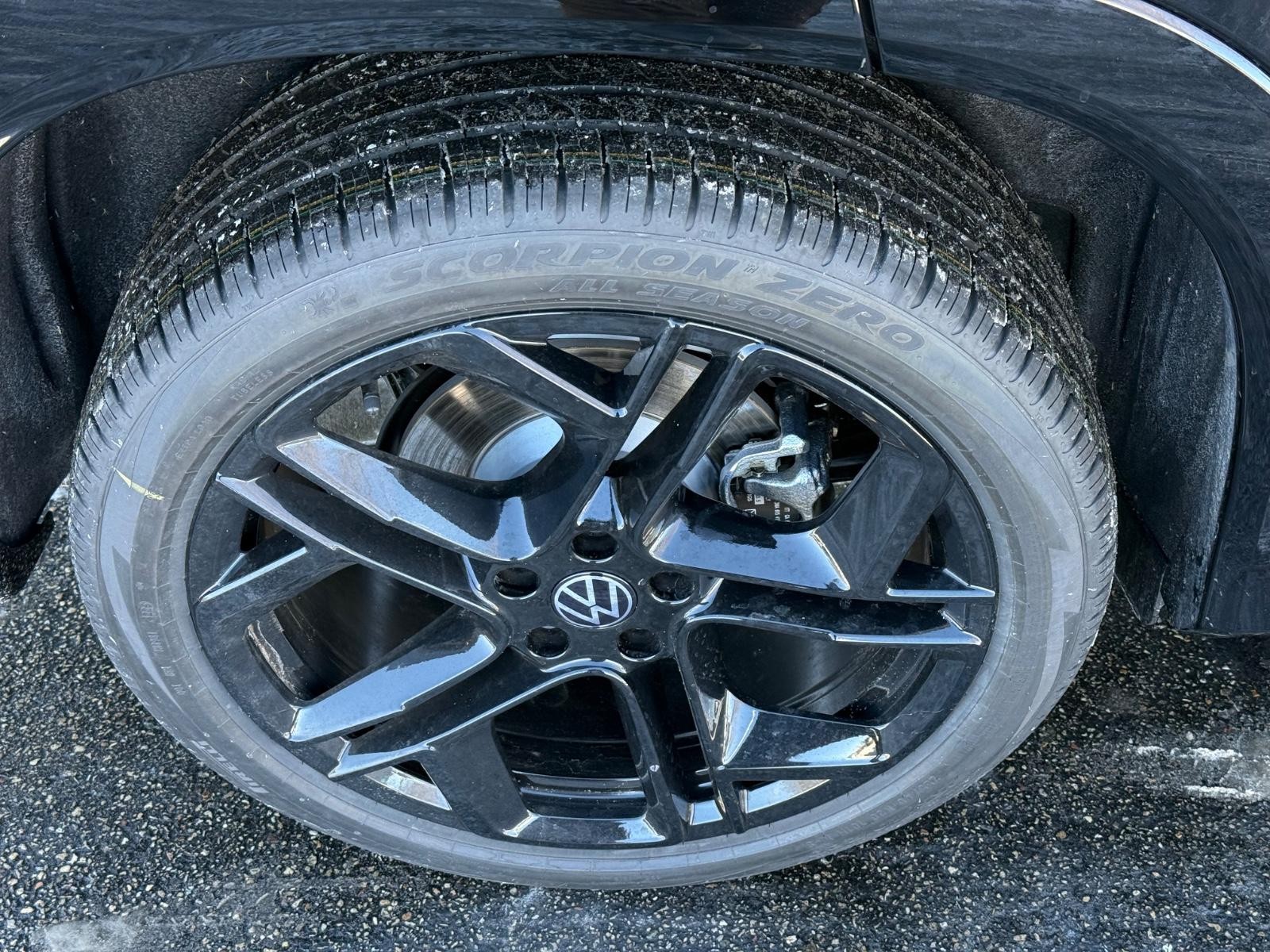 Volkswagen Tiguan Vehicle Image 04