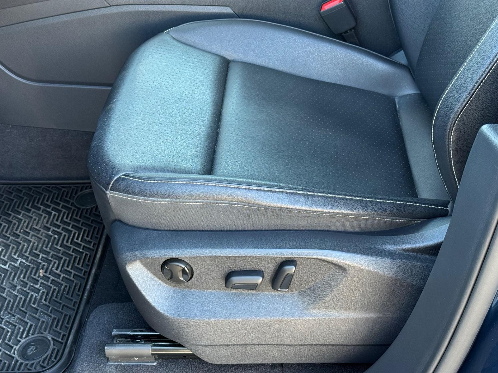 Volkswagen Atlas Vehicle Image 21