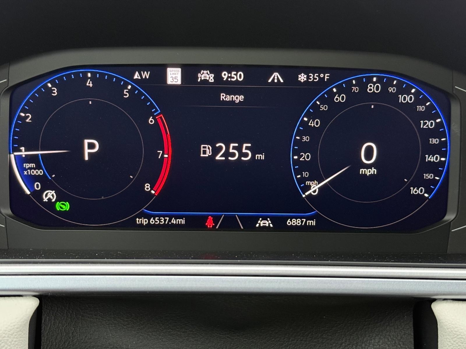 Volkswagen Taos Vehicle Image 18