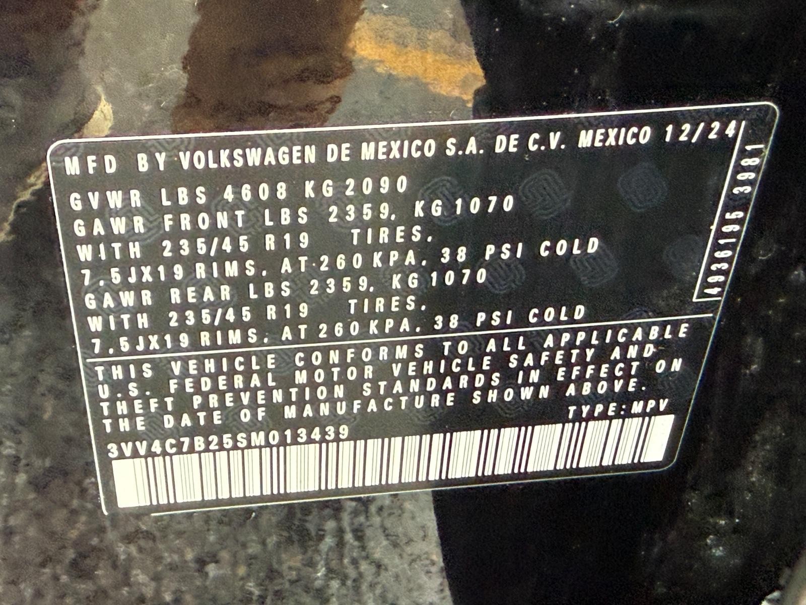 Volkswagen Taos Vehicle Image 23