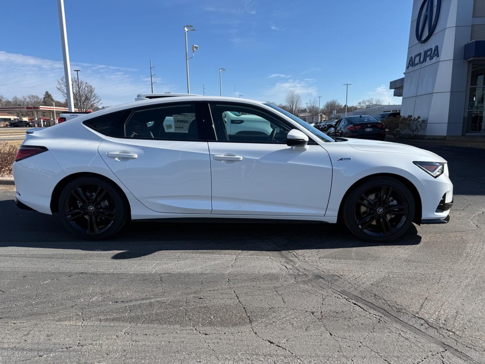 Acura Integra Vehicle Image 02