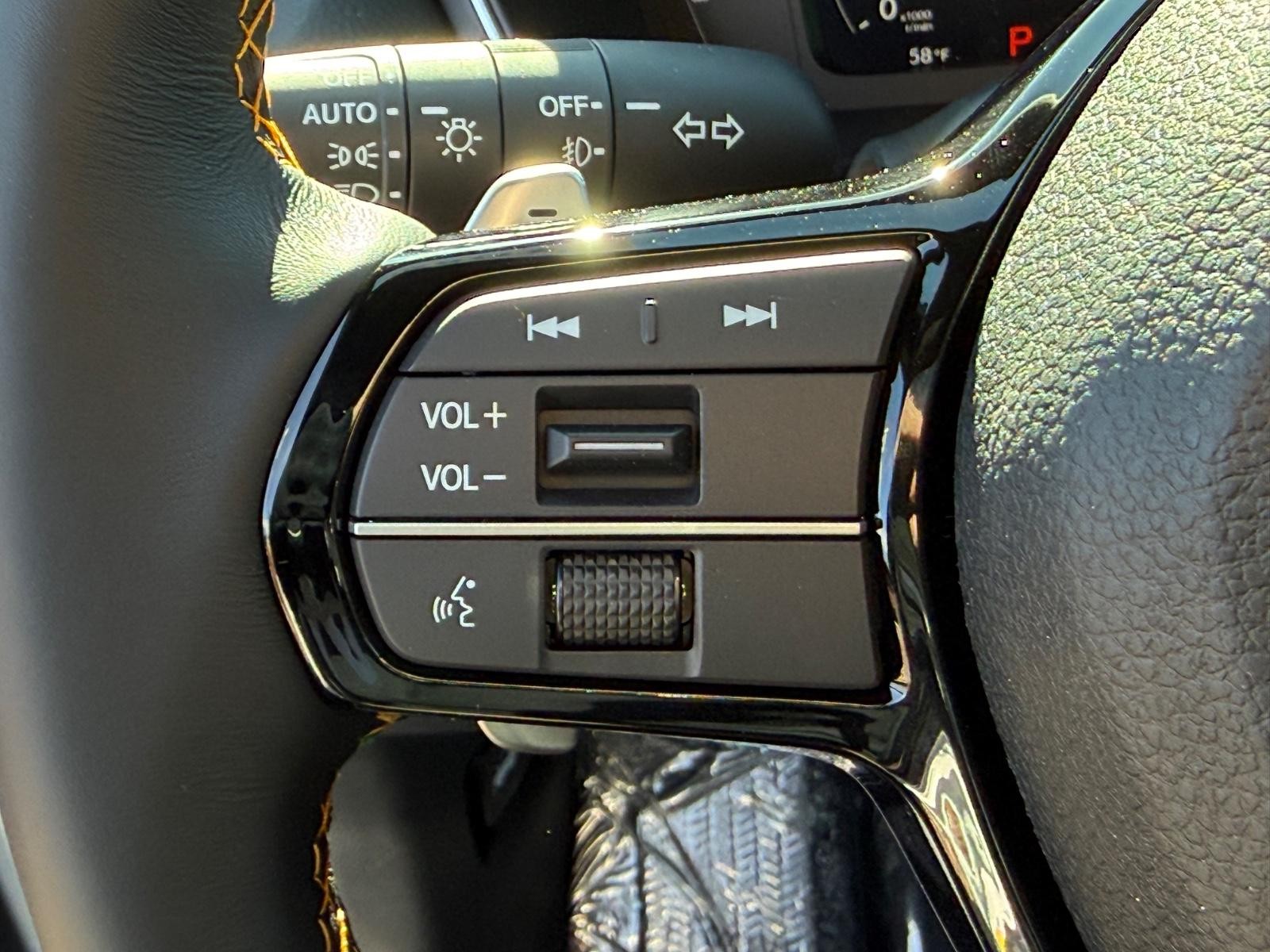 Acura Integra Vehicle Image 12