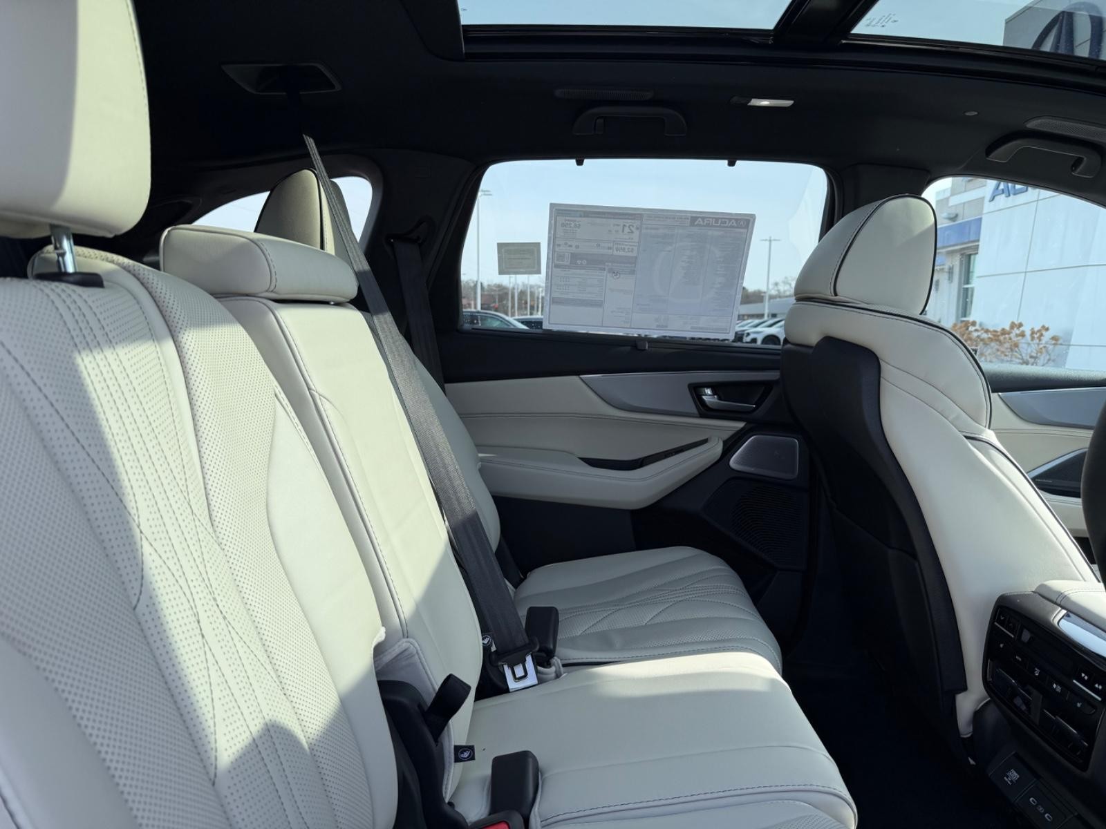 Acura MDX Vehicle Image 05