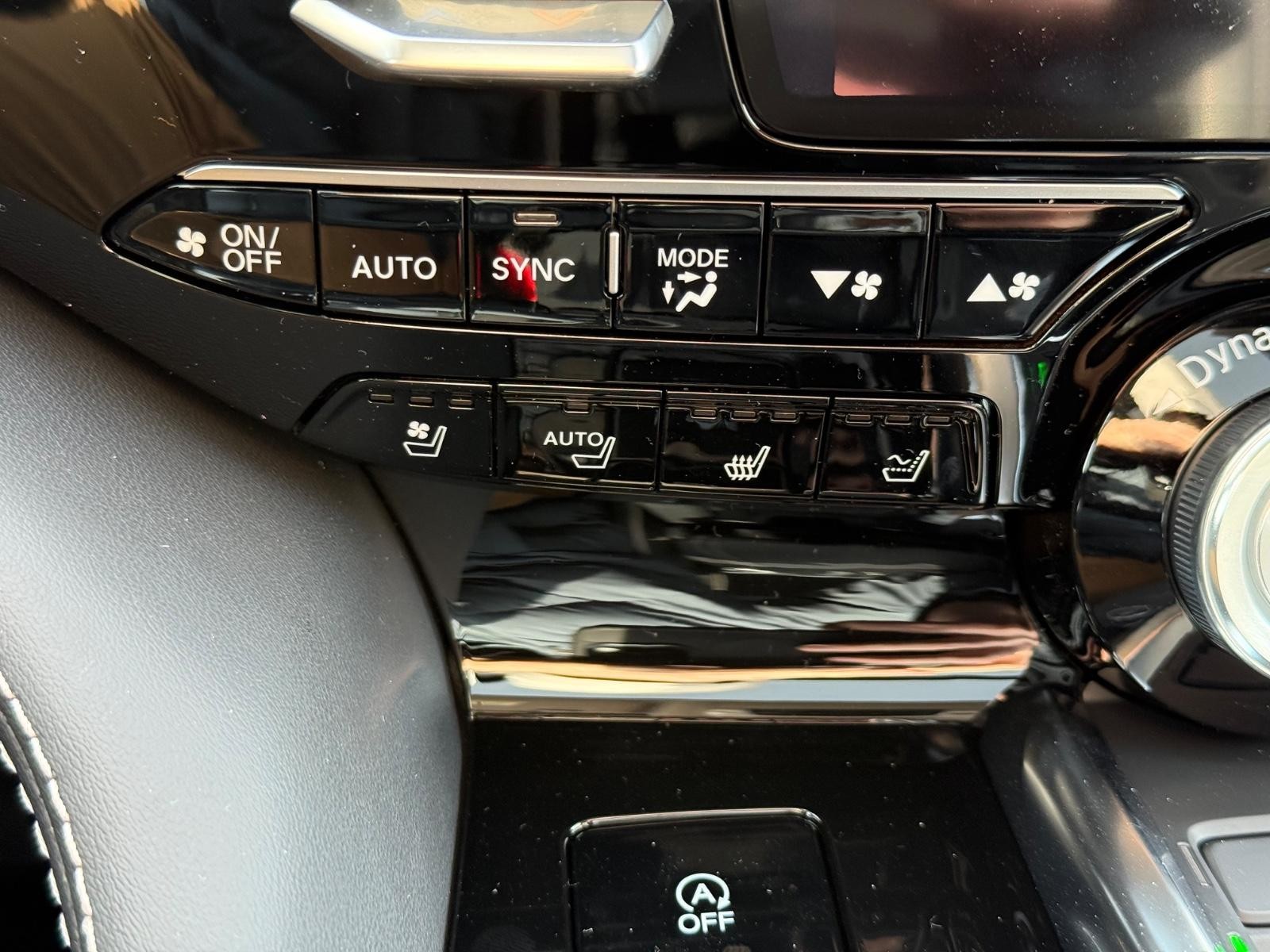 Acura MDX Vehicle Image 14