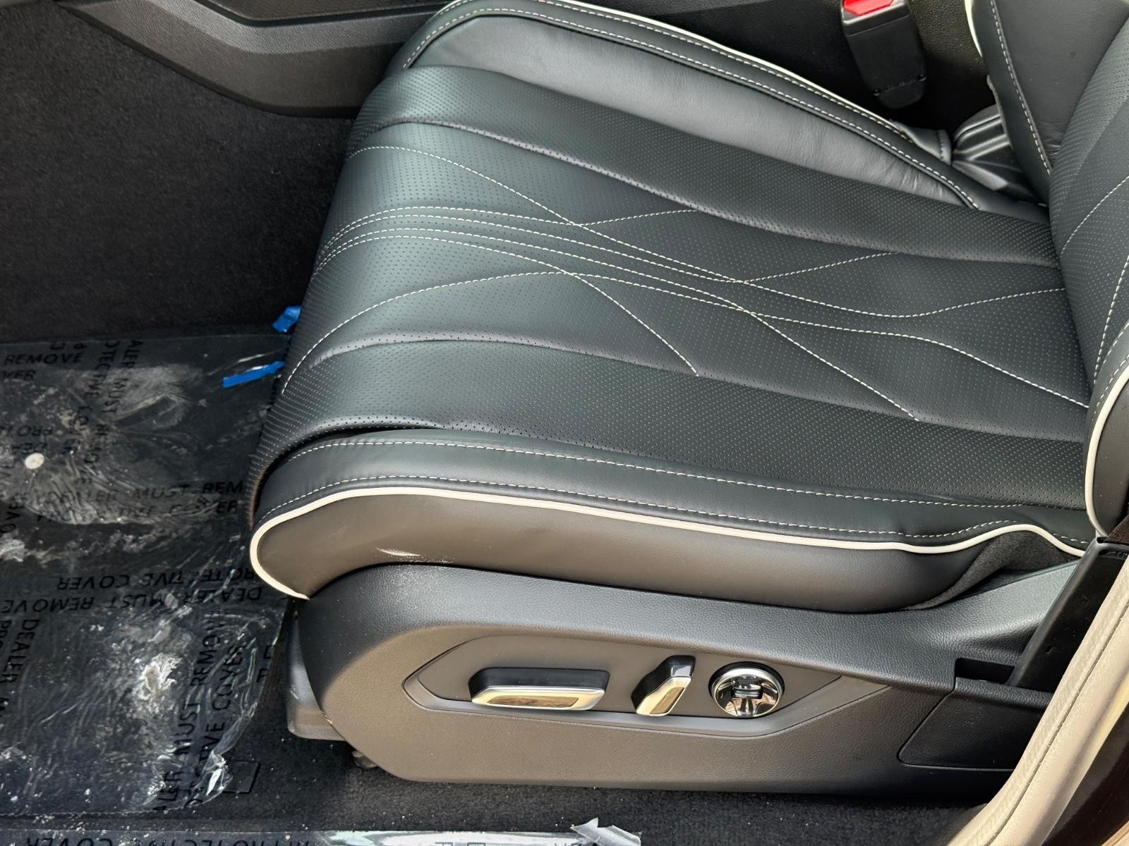 Acura MDX Vehicle Image 16