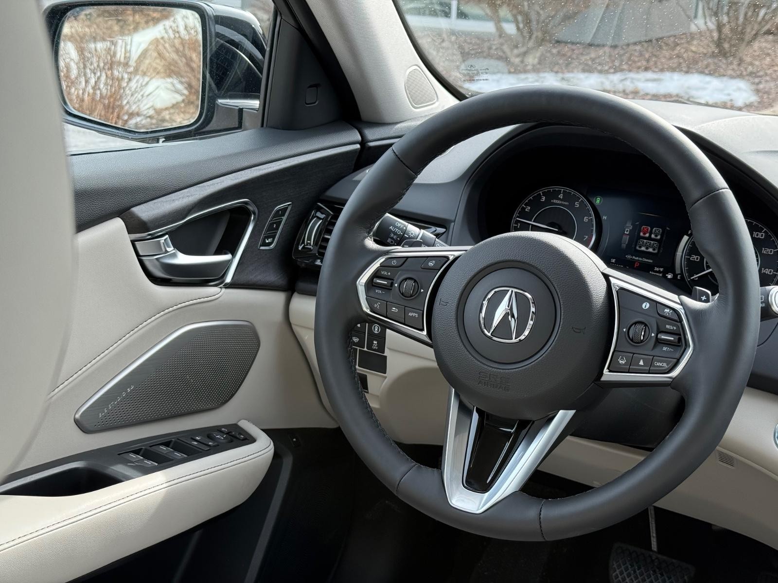 Acura RDX Vehicle Image 08