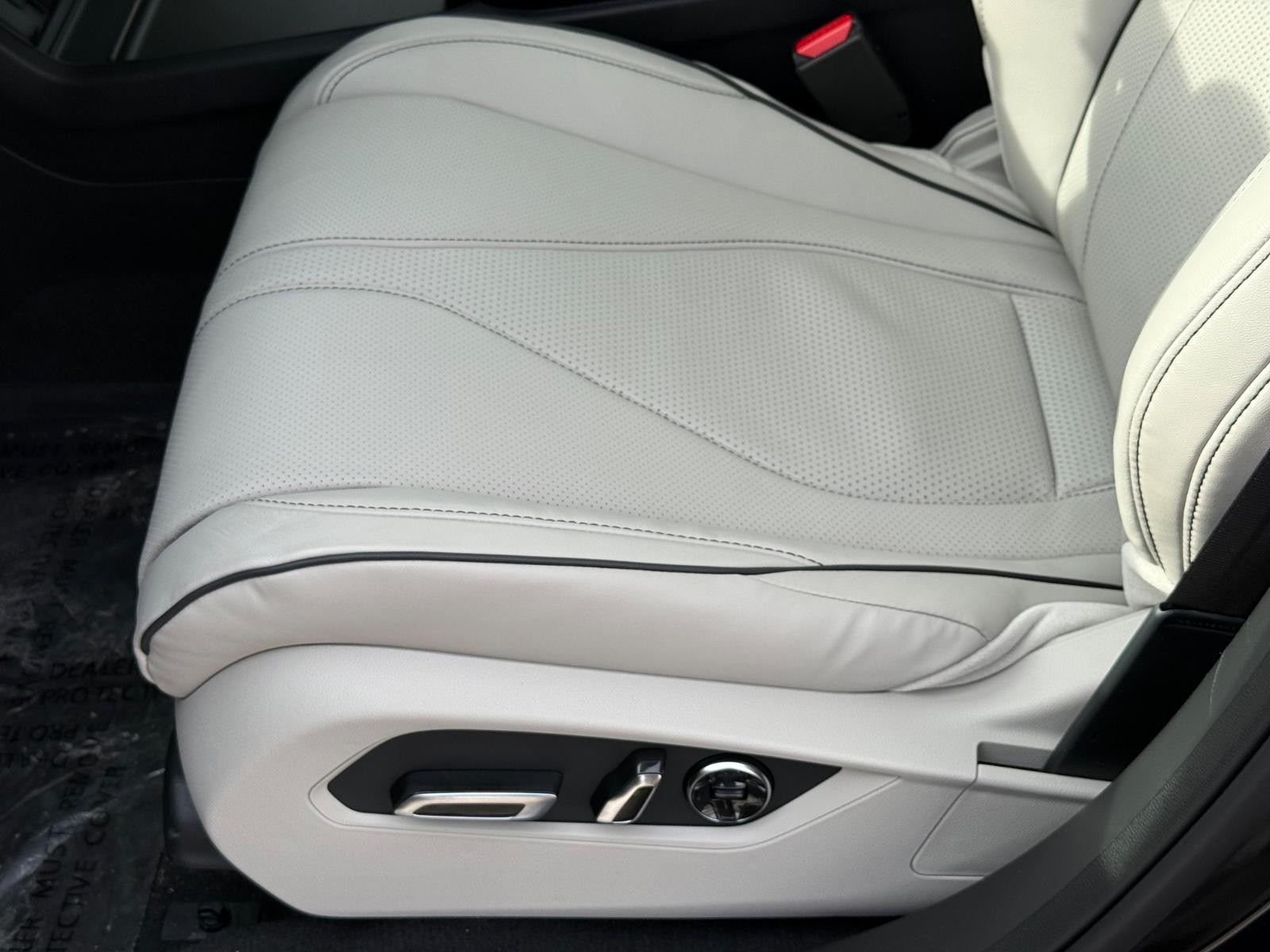 Acura RDX Vehicle Image 31