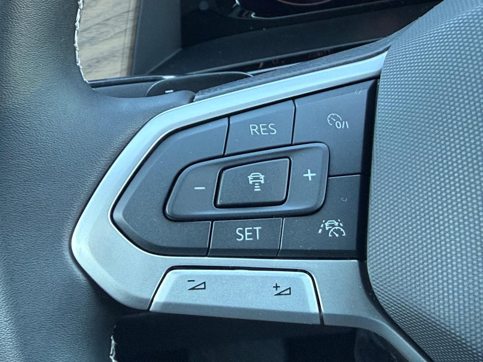 Volkswagen Atlas Vehicle Image 12