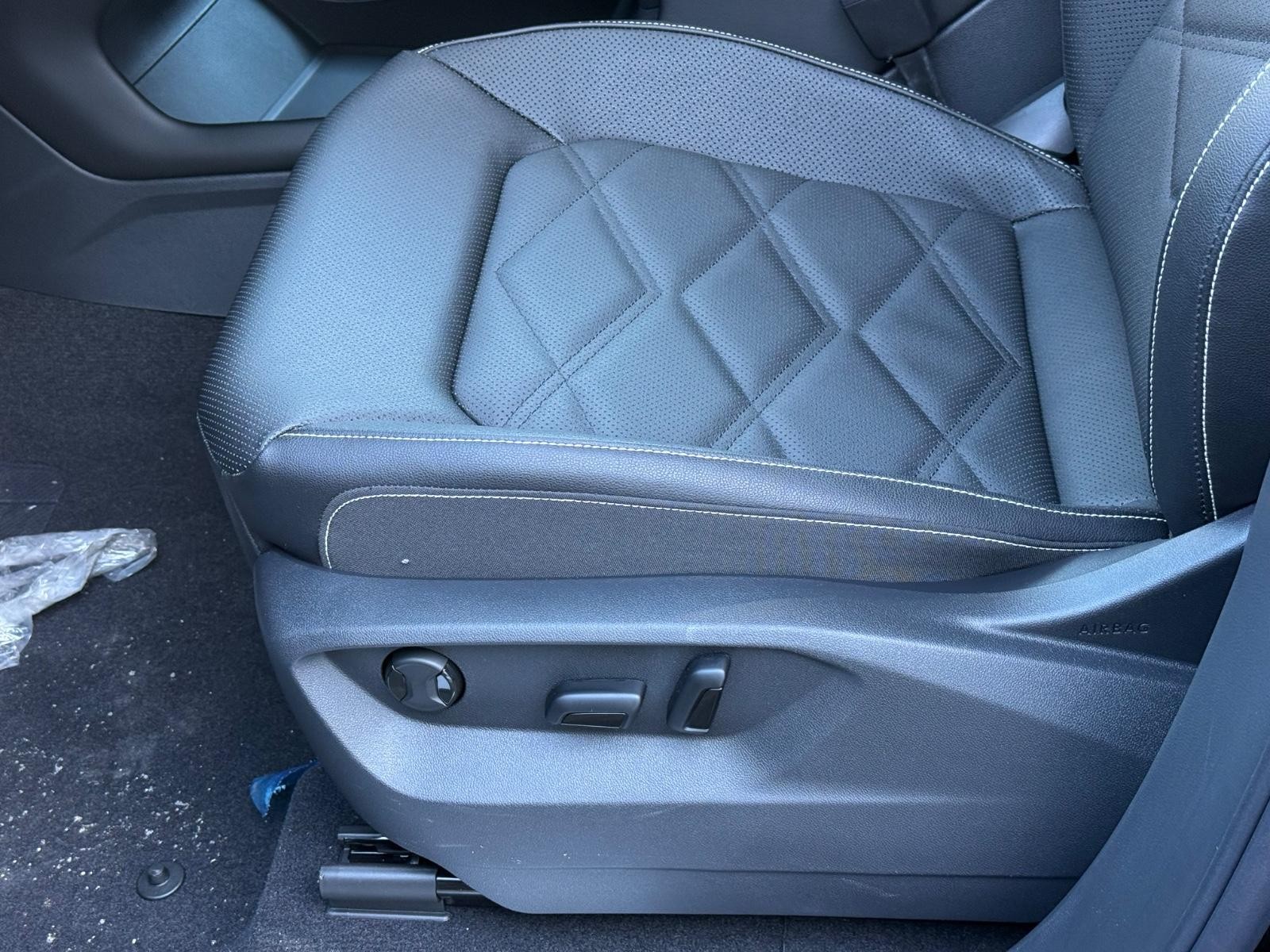 Volkswagen Atlas Vehicle Image 17