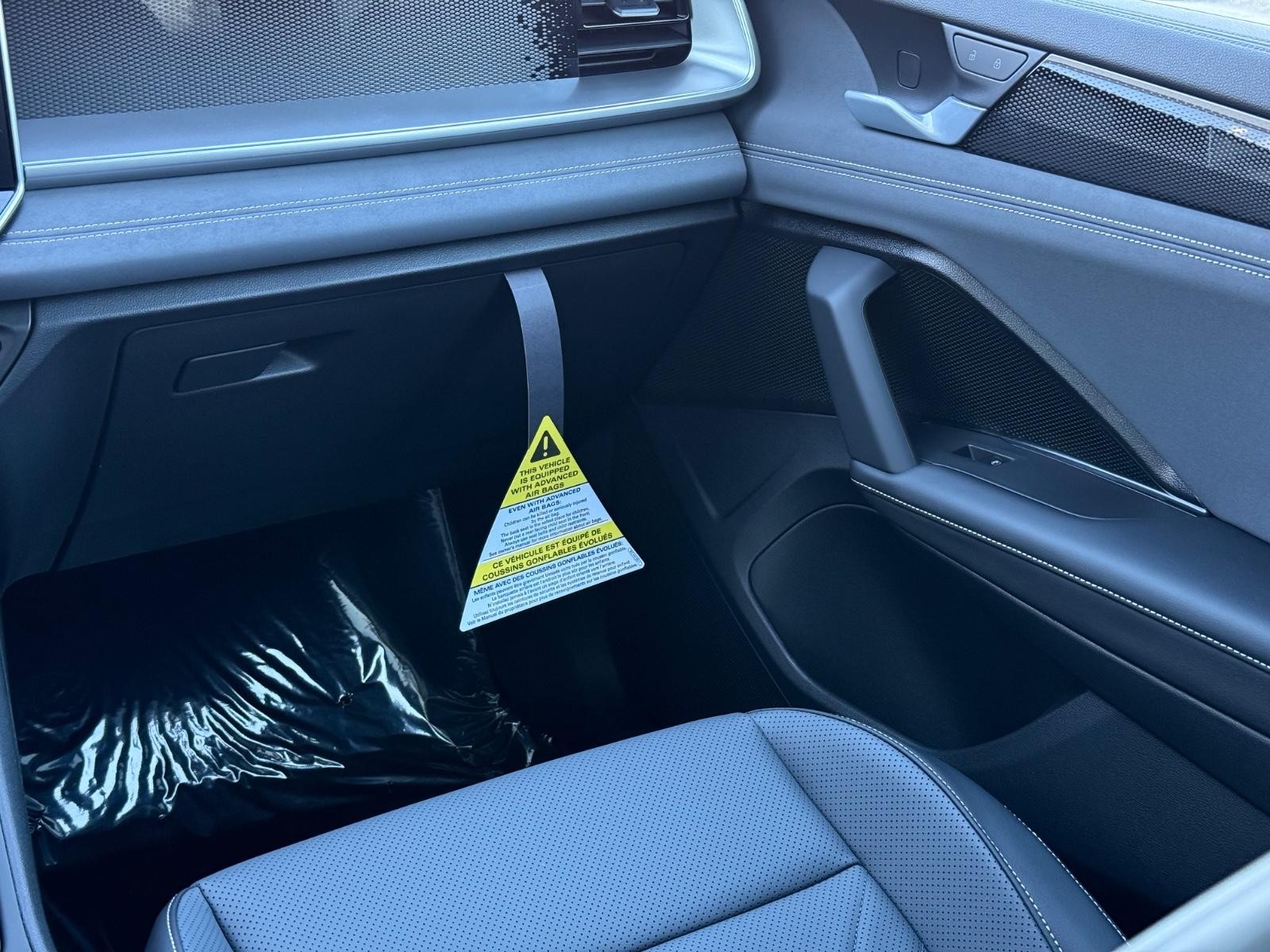 Volkswagen Tiguan Vehicle Image 08