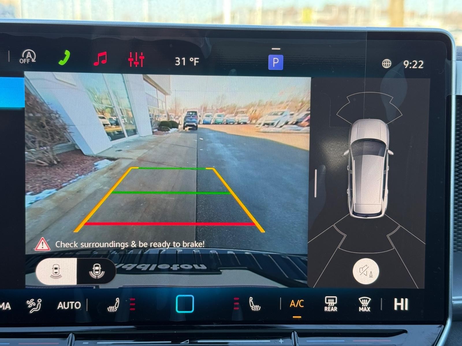 Volkswagen Tiguan Vehicle Image 12