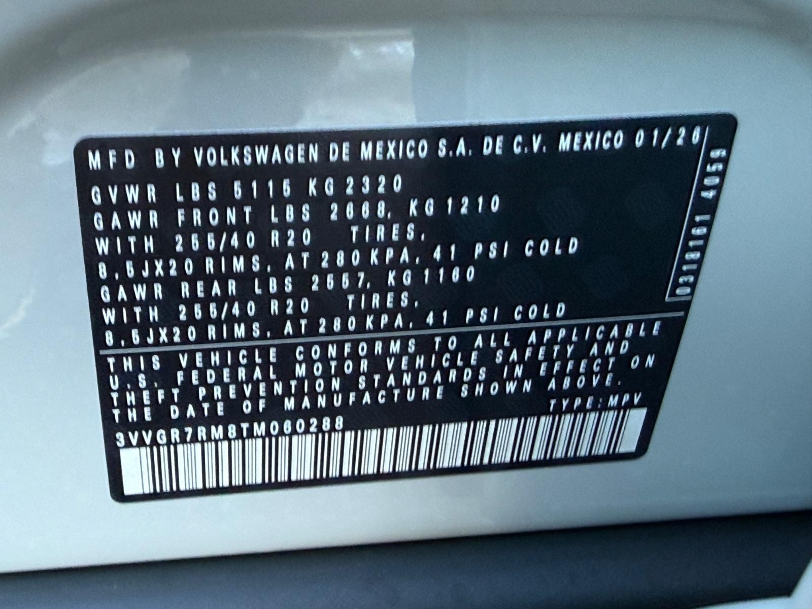 Volkswagen Tiguan Vehicle Image 16