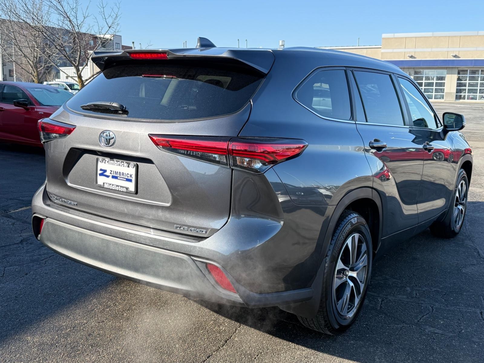 Toyota Highlander Vehicle Image 03