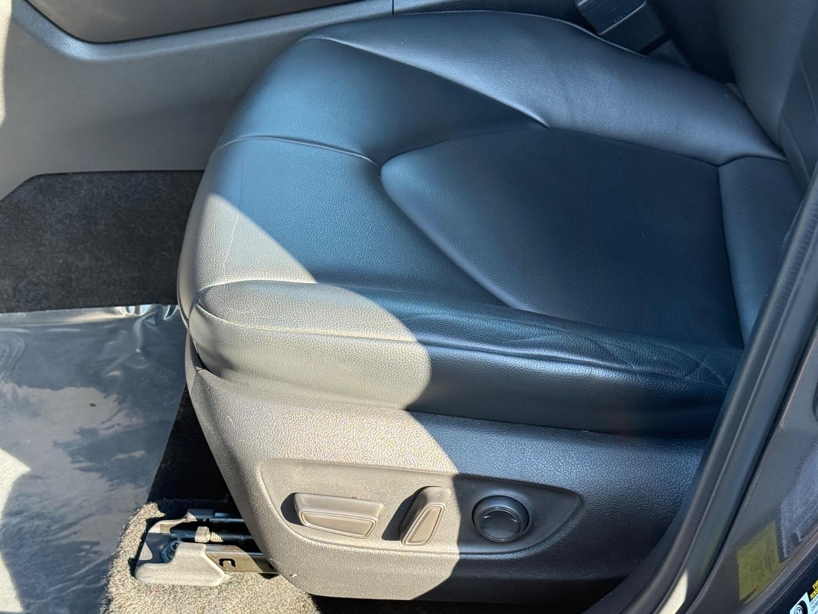 Toyota Highlander Vehicle Image 22