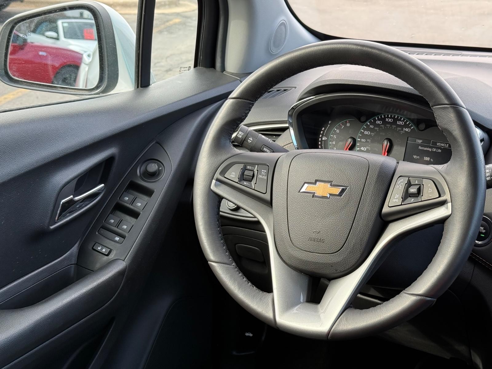 Chevrolet Trax Vehicle Image 14