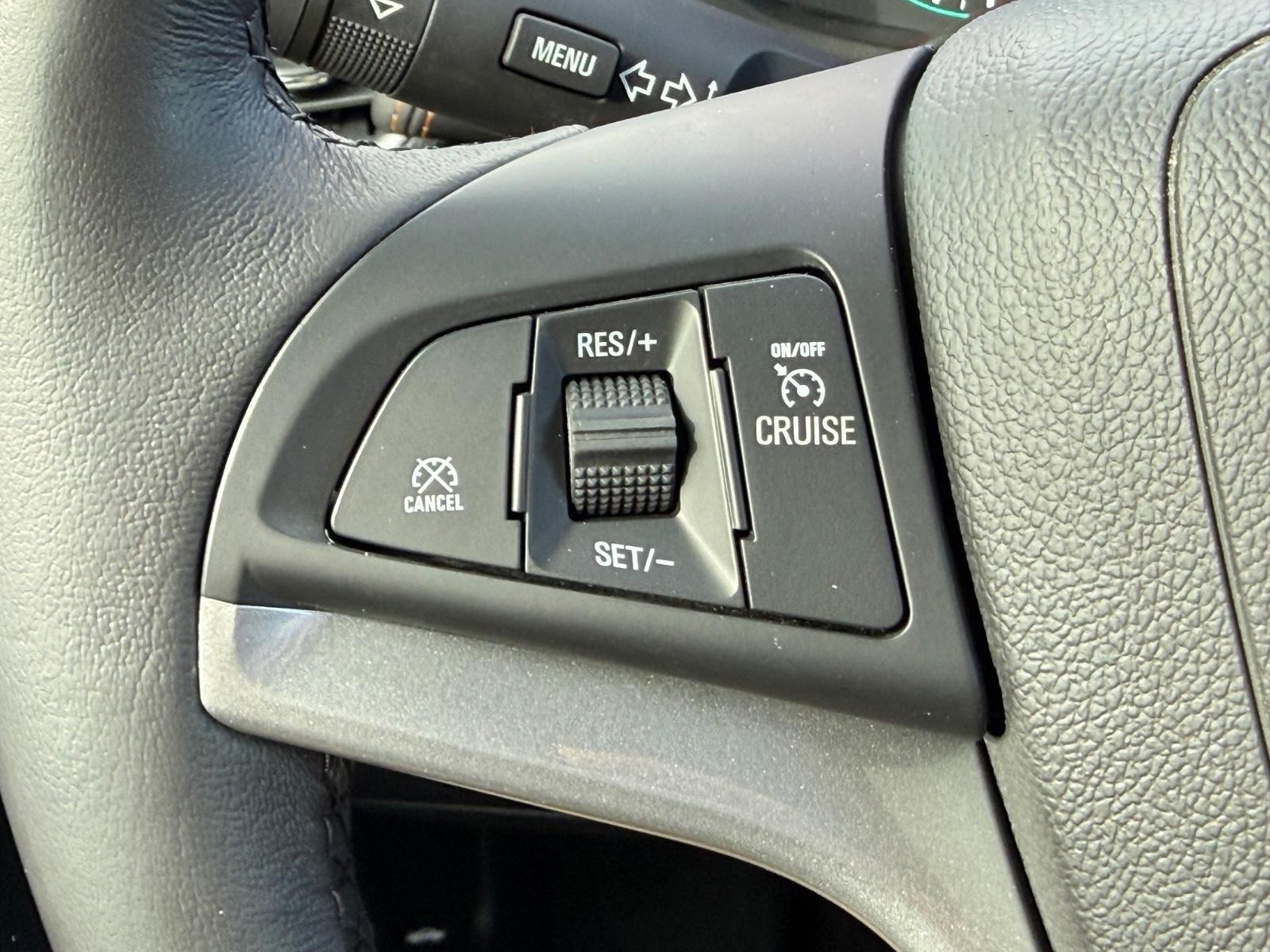 Chevrolet Trax Vehicle Image 16