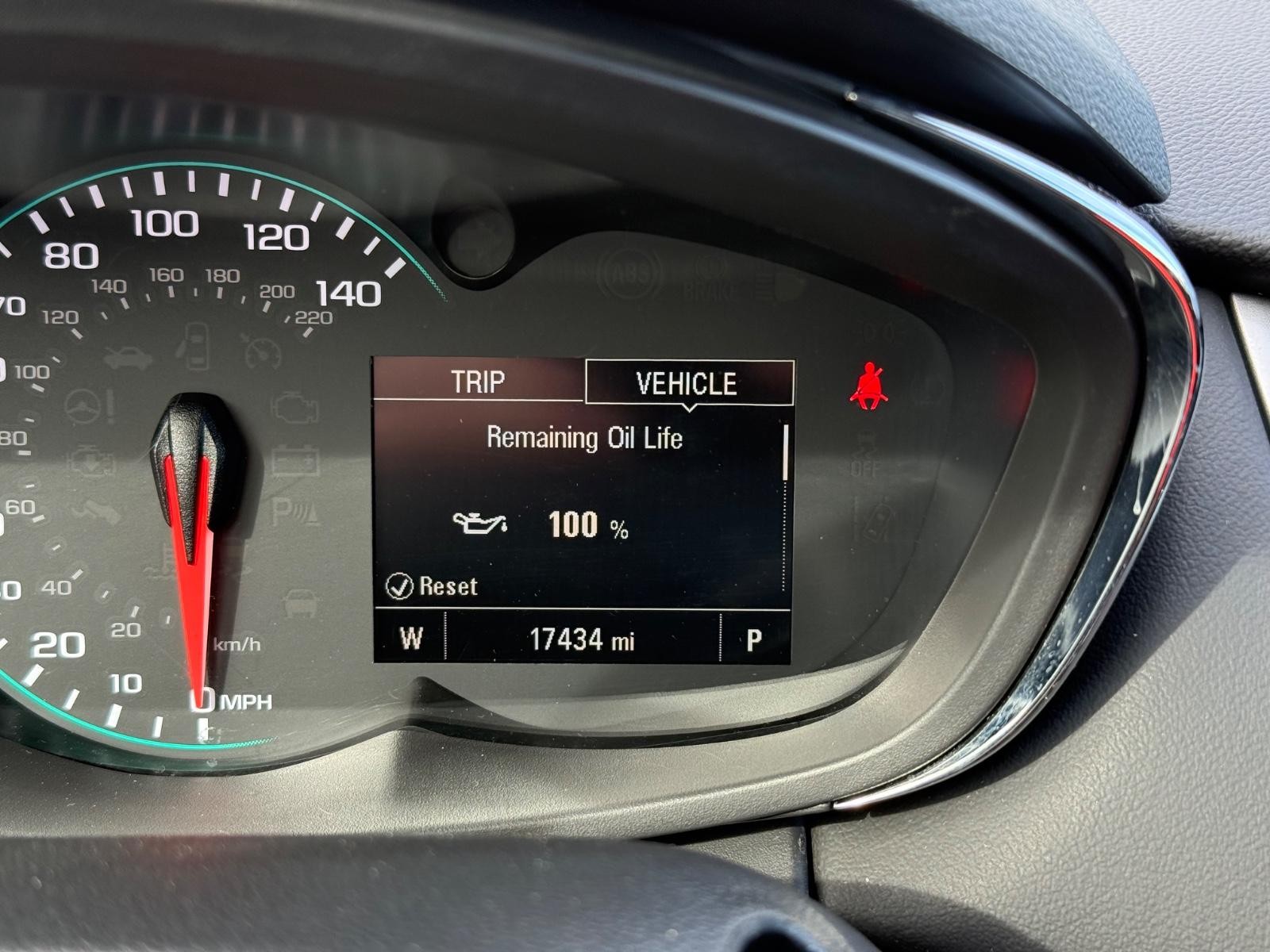 Chevrolet Trax Vehicle Image 18