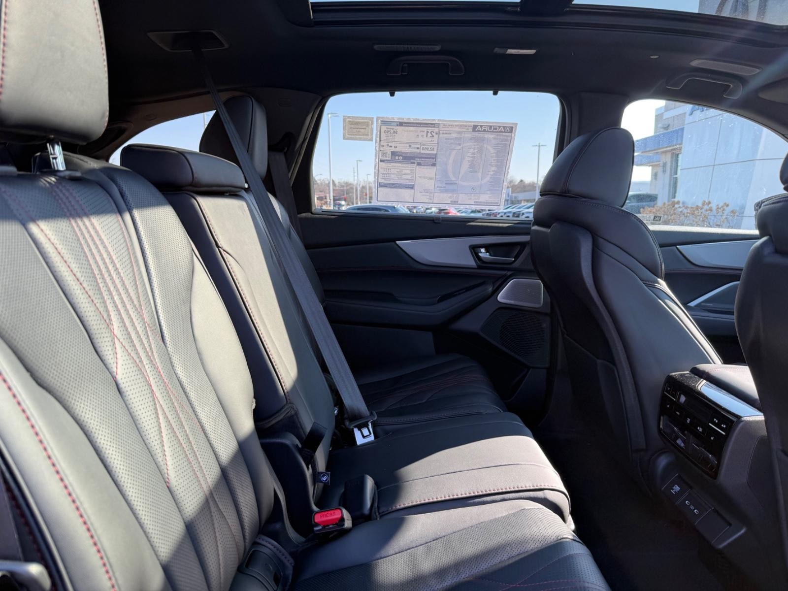 Acura MDX Vehicle Image 05