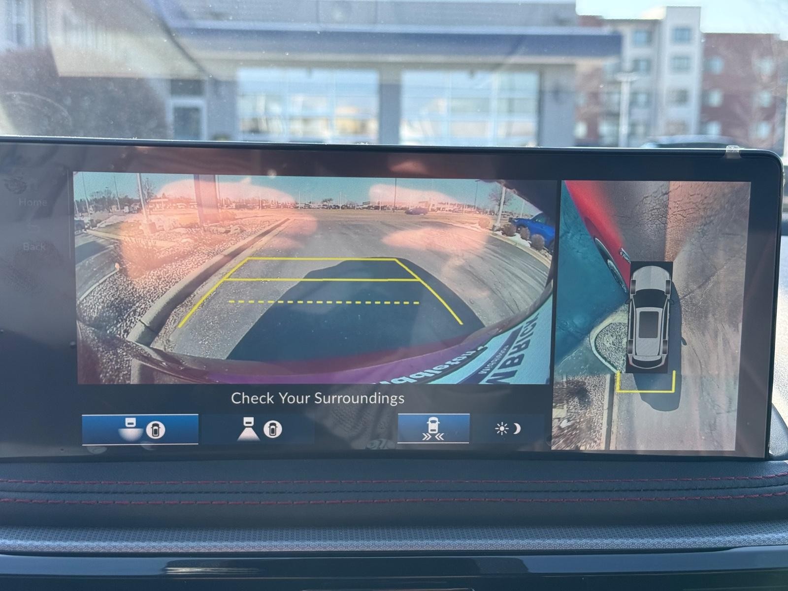 Acura MDX Vehicle Image 14