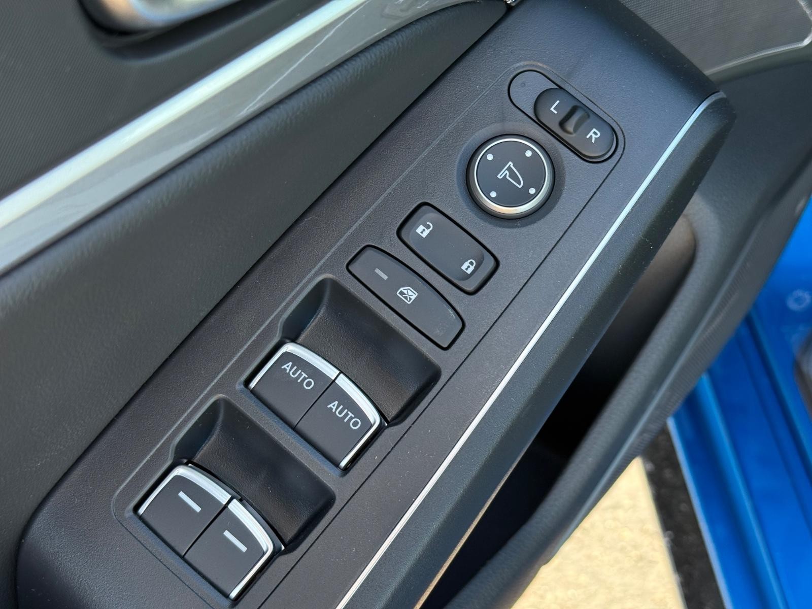 Acura Integra Vehicle Image 17