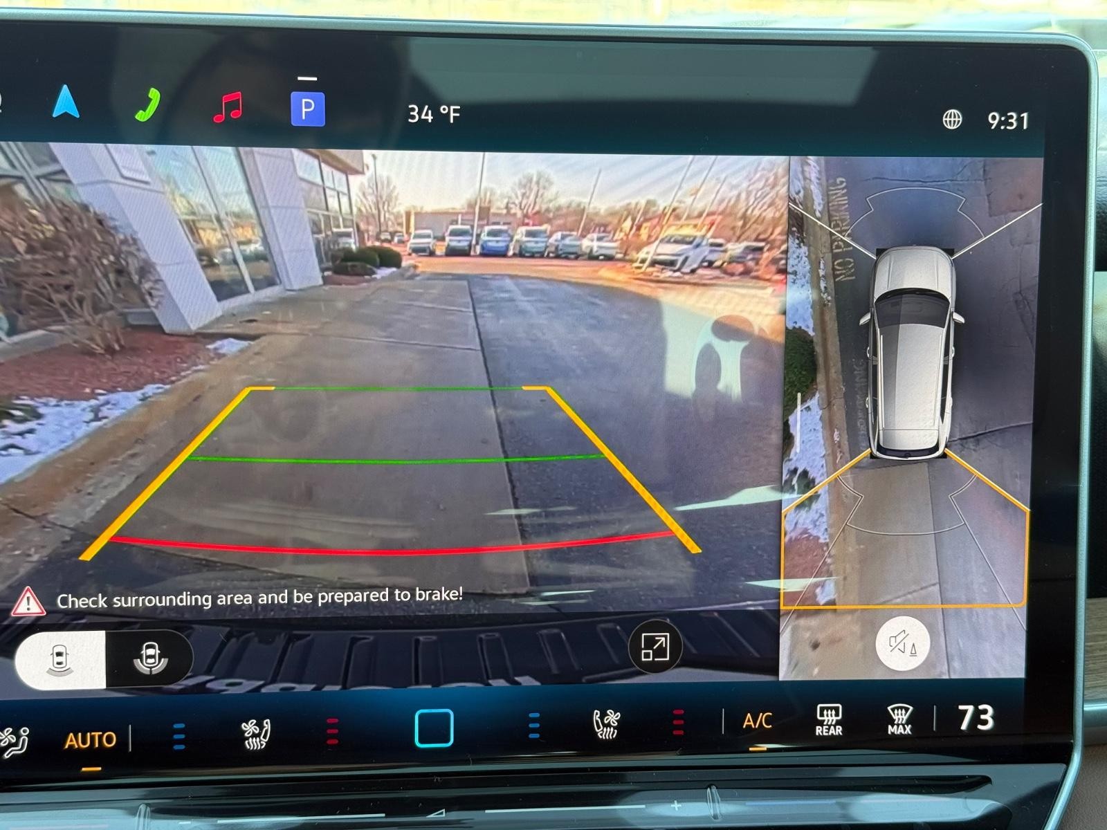 Volkswagen Tiguan Vehicle Image 13