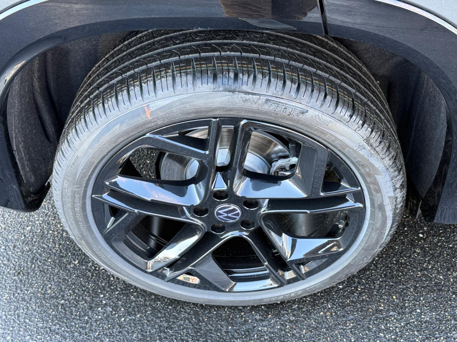 Volkswagen Tiguan Vehicle Image 04