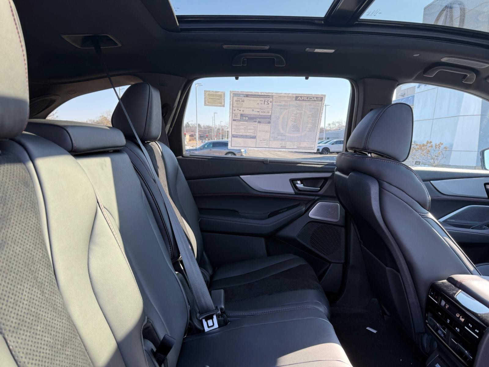 Acura MDX Vehicle Image 05