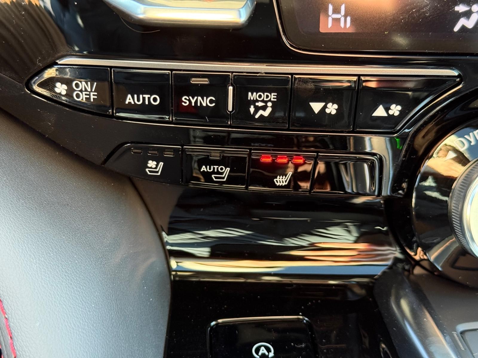 Acura MDX Vehicle Image 15