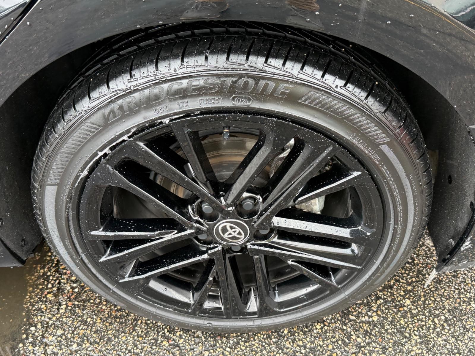 Toyota Camry Vehicle Image 07