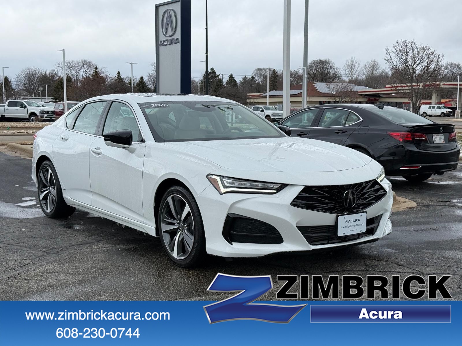 Acura TLX Vehicle Full-screen Gallery Image 01