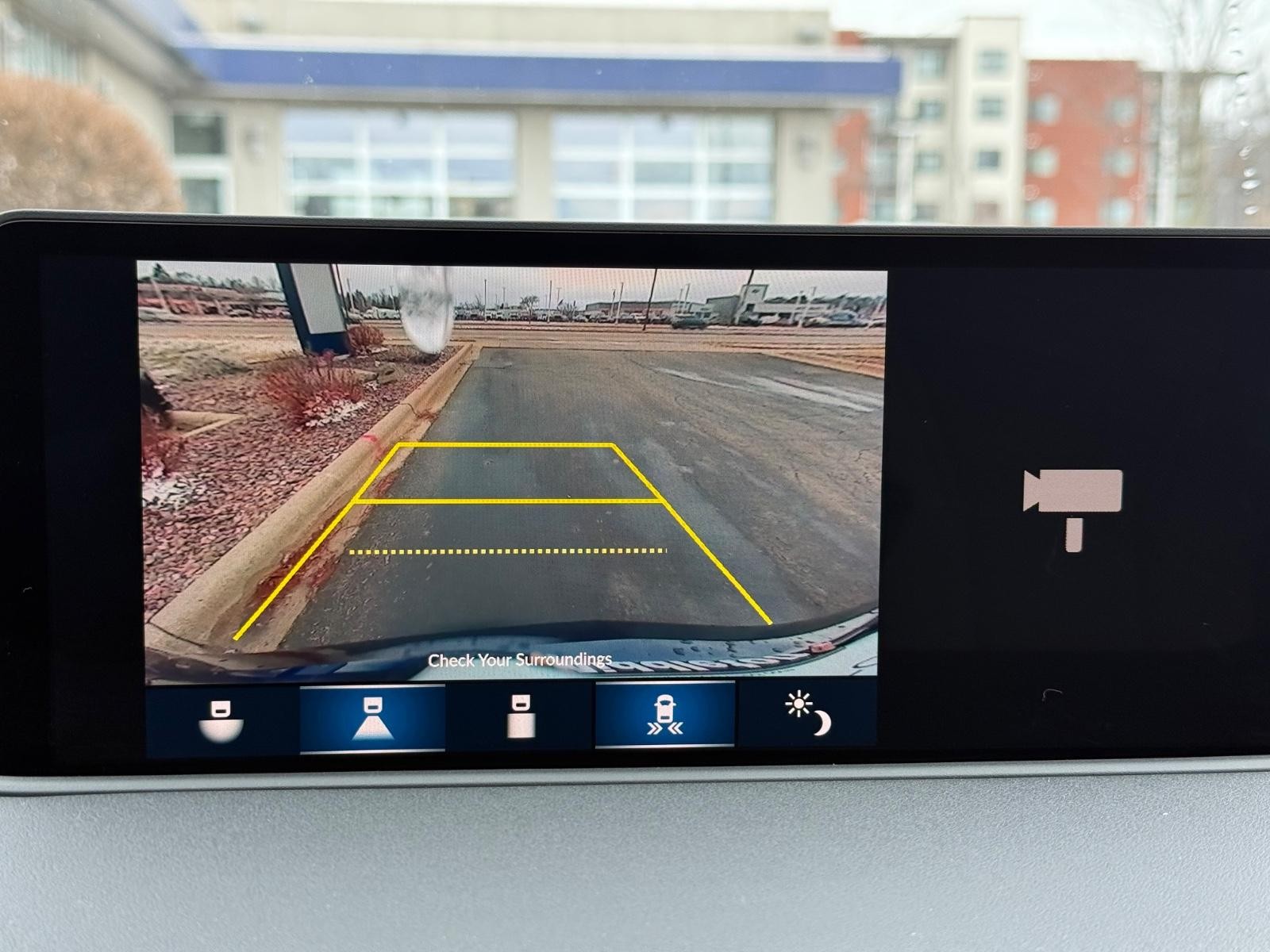 Acura MDX Vehicle Full-screen Gallery Image 20