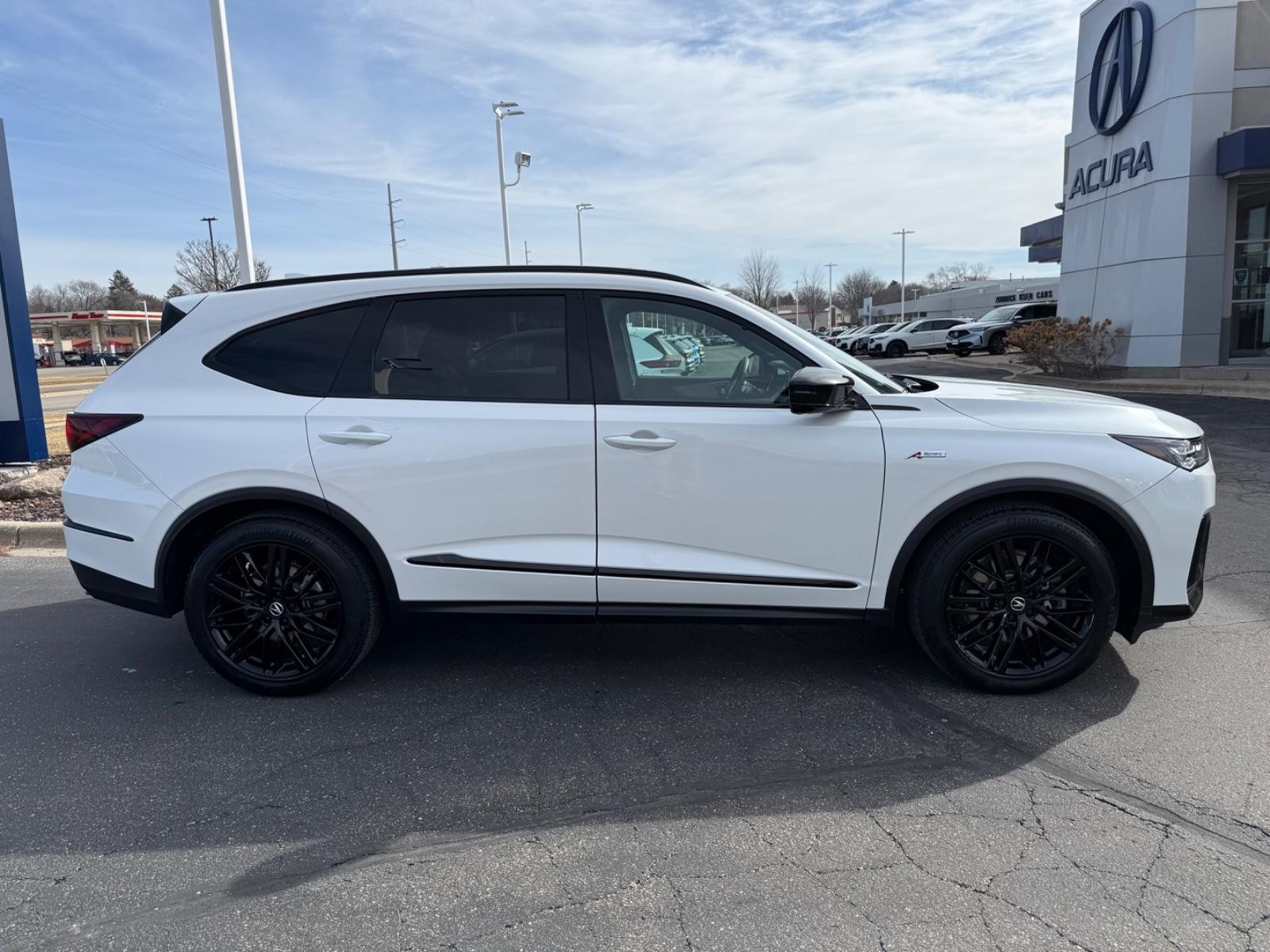 Acura MDX Vehicle Image 02