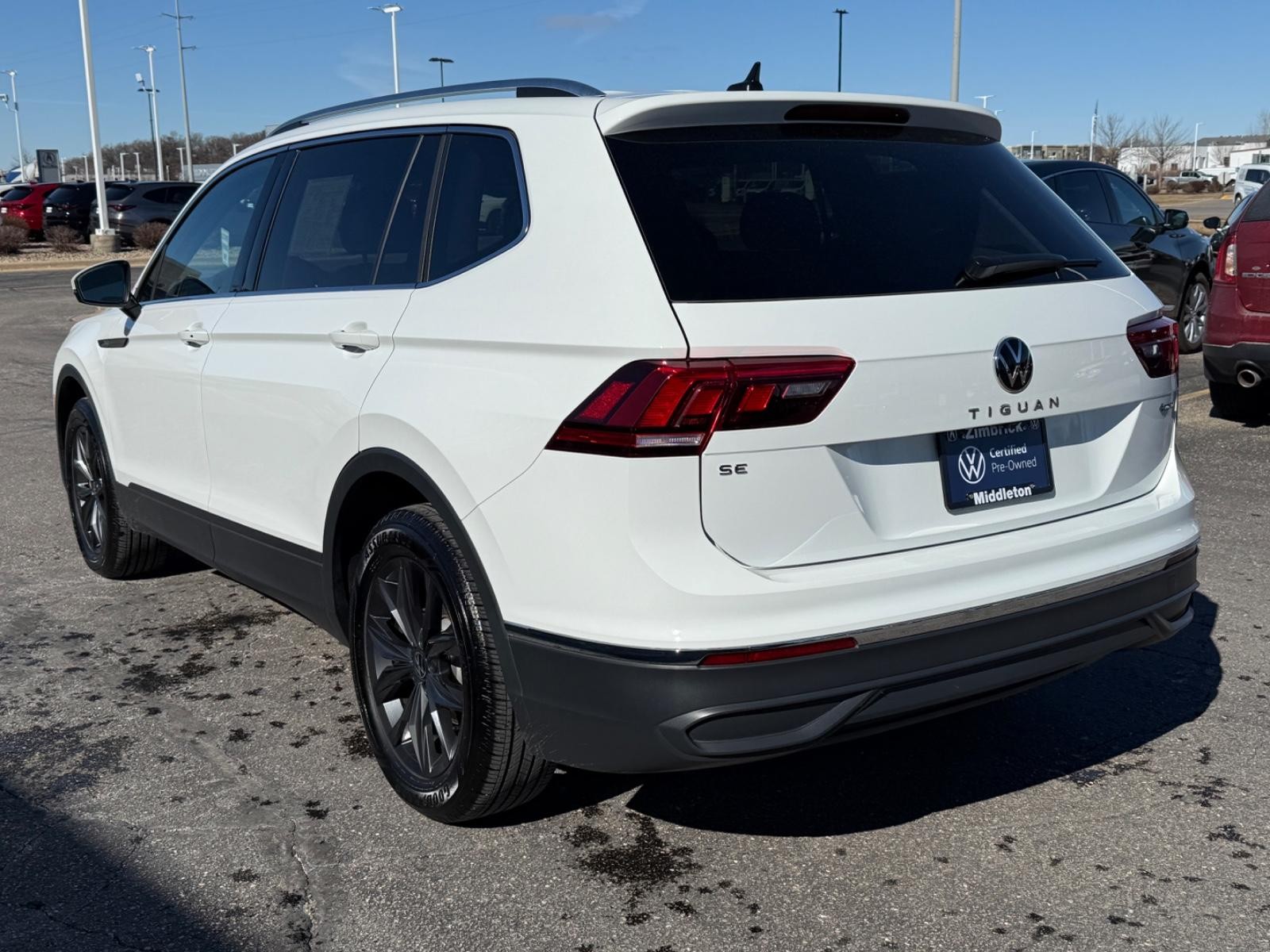 Volkswagen Tiguan Vehicle Image 06