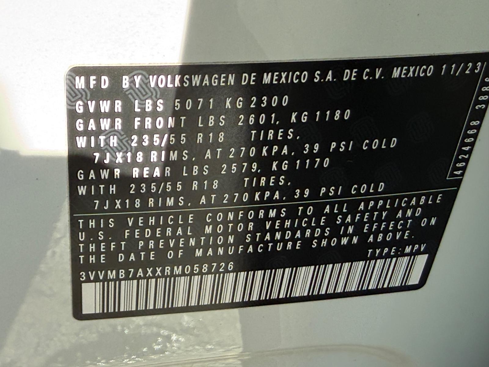 Volkswagen Tiguan Vehicle Image 23