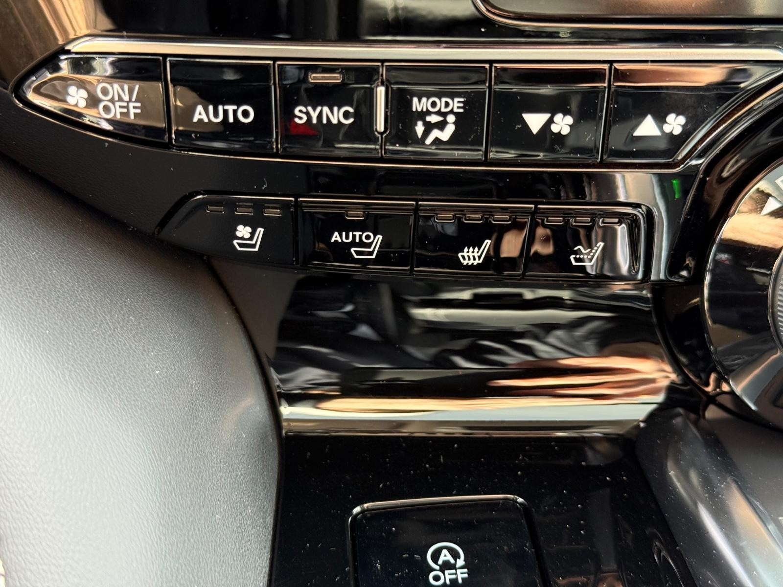 Acura MDX Vehicle Image 14