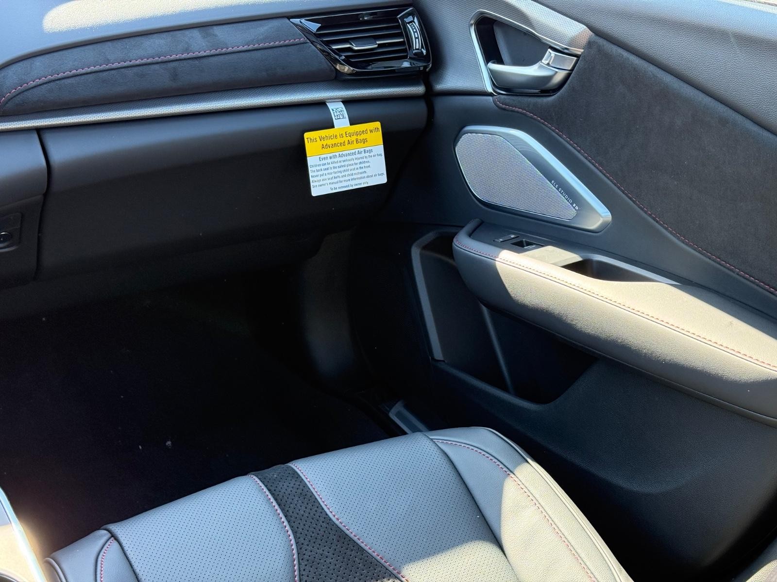 Acura RDX Vehicle Image 09